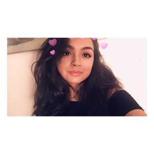 Meet your Posher, Iliana